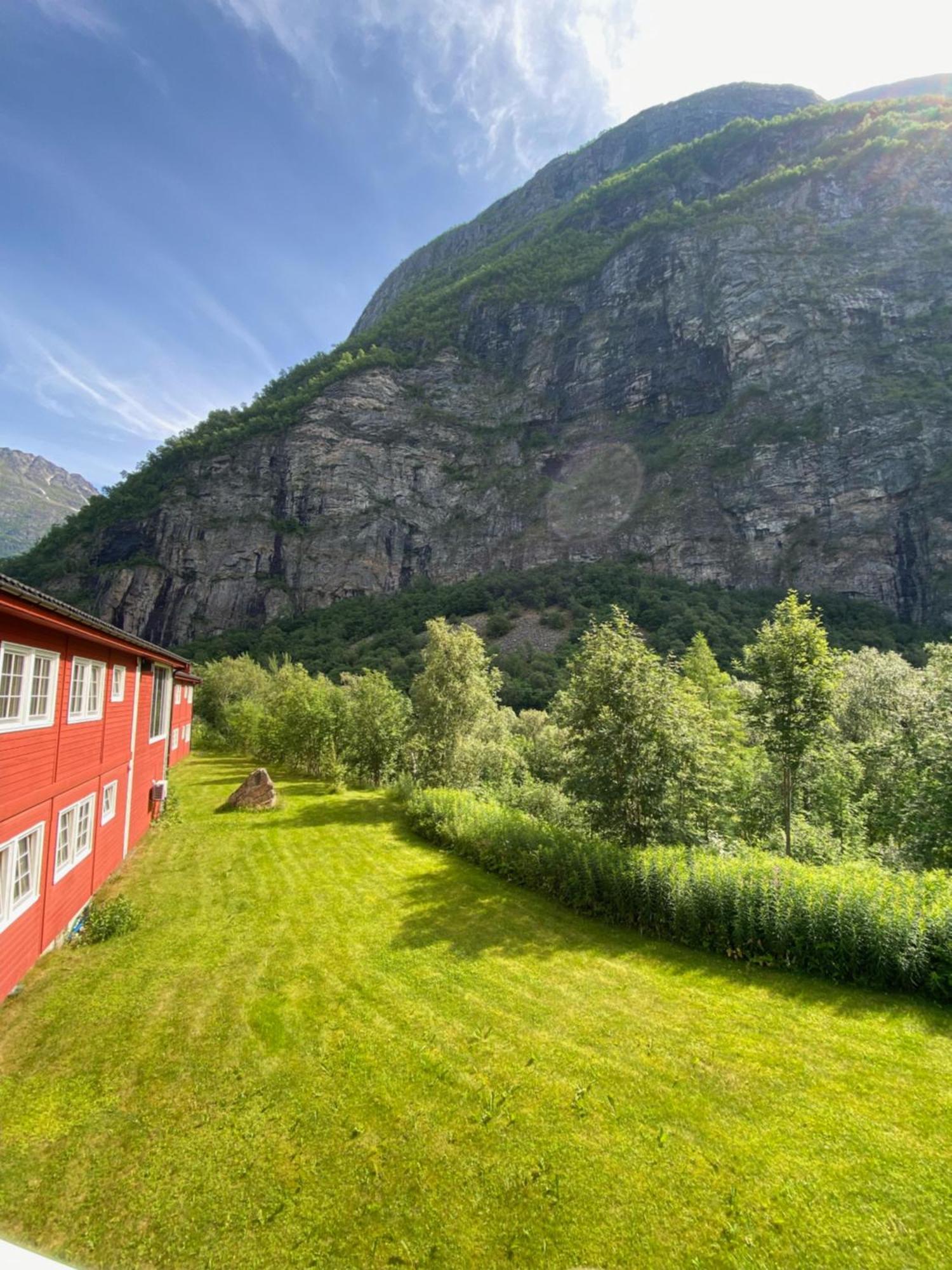 Trædal Hotel Sunndalsøra Eksteriør billede